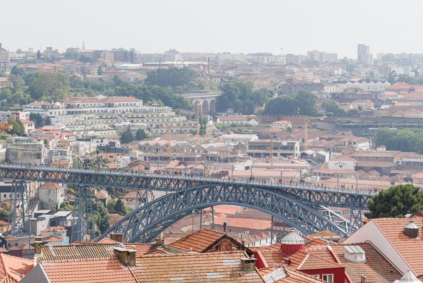 Guestready - Hemisphere Apt Porto Luaran gambar